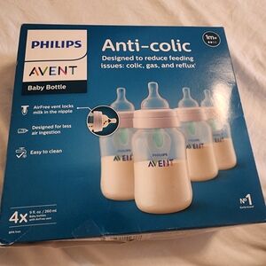 Philips Avent Anti-Colic Box Of 4 New Baby Bottles 1m+